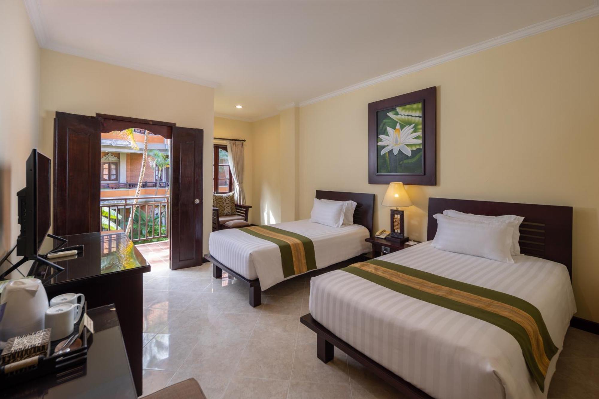 Adi Dharma Hotel Kuta Kuta Lombok Exterior foto